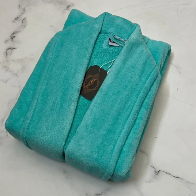 آبی فیروزه ای